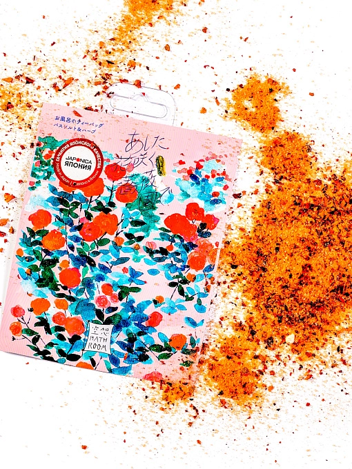 CHARLEY Bathroom Соль-саше для ванны "сад цветущих роз" с ароматом розы, 30 г