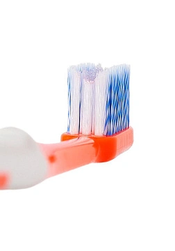 LION Systema Medium Head Зубная щетка с V-образной щетиной (средняя жесткость),1 шт